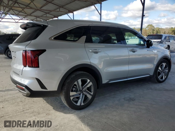 2024 Kia Sorento SX Prestige with VIN KNDRKDLGXR5248774, listed as a Copart auction lot 79693344 with 10,669 mi miles and Salvage title. Bid and sale history available at DreamBid. Image 3.