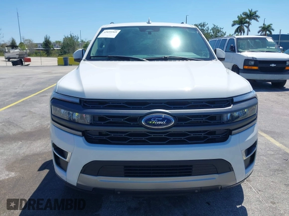 2024 Ford Expedition Limited with VIN 1FMJU1K85REA10326, listed as a IAAI auction lot 42039369 with 2,006 mi miles. Bid and sale history available at carsss.com. Image 6.