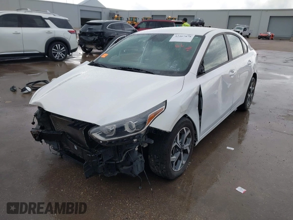 2021 Kia Forte LXS z VIN 3KPF24ADXME377638, wystawiony jako IAAI lot #42467878 z przebiegiem 53 446 mil mil oraz . Historia ofert i sprzedaży dostępna na DreamBid. Obrazek 20.