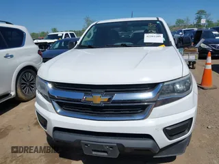 2018 Chevrolet Colorado 2WD Work Truck z VIN 1GCHSBEA8J1149178, wystawiony jako IAAI lot #42201189 z przebiegiem 128 046 mil mil oraz . Historia ofert i sprzedaży dostępna na DreamBid. Obrazek 13.
