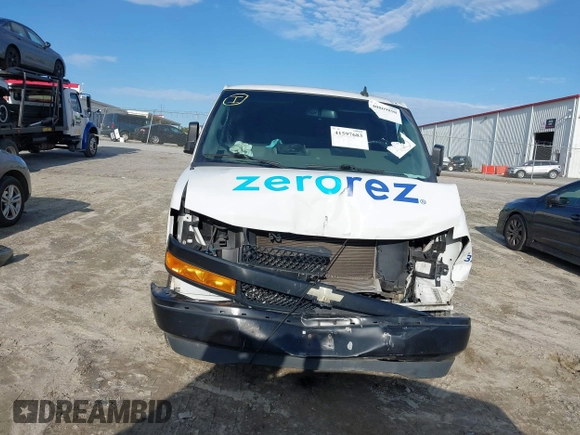 2021 Chevrolet City Express Cargo z VIN 1GCZGGF73M1158641, wystawiony jako IAAI lot #41597683 z przebiegiem 71 122 mil mil oraz . Historia ofert i sprzedaży dostępna na DreamBid. Obrazek 13.