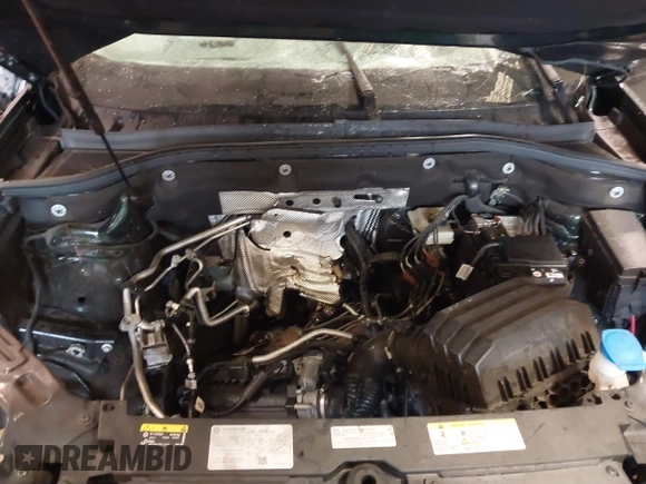 2022 Volkswagen Atlas SE with VIN 1V2JR2CA3NC512947, listed as a IAAI auction lot 41721006 with 32,853 mi miles and . Bid and sale history available at DreamBid. Image 10.