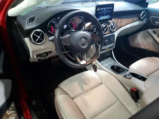 2020 Mercedes-Benz GLA 250 z VIN W1NTG4GBXLU030037, wystawiony jako Copart lot #50697205 z przebiegiem 68 463 mil mil oraz Szkoda całkowita • Salvage title. Historia ofert i sprzedaży dostępna na DreamBid. Obrazek 8.