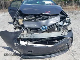 2015 Toyota Prius Four with VIN JTDKN3DU0F1975190, listed as a IAAI auction lot 41985459 with Not Provided miles. Bid and sale history available at carsss.com. Image 6.
