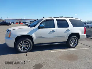 2009 GMC Yukon SLT 4SB with VIN 1GKFK33079R251967, listed as a IAAI auction lot 41901508 with 186,900 mi miles and . Bid and sale history available at DreamBid. Image 14.