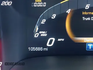 2014 Chevrolet Corvette Z51 3LT z VIN 1G1YM2D71E5116935, wystawiony jako IAAI lot #42341161 z przebiegiem 105 686 mil mil oraz . Historia ofert i sprzedaży dostępna na DreamBid. Obrazek 15.