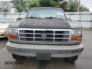 1993 Ford Bronco XL с VIN 1FMEU15N9PLB03278, выставлен на аукционе Copart как лот 59325145 с пробегом 156 813 миль миль и Чистый • Clean title. История ставок и продаж доступна на DreamBid. Изображение 5.