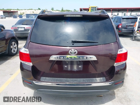 2011 Toyota Highlander Limited with VIN 5TDYK3EH3BS035953, listed as a IAAI auction lot 42388693 with 236,073 mi miles and . Bid and sale history available at DreamBid. Image 16.