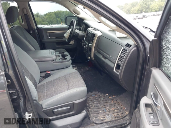 2018 Ram 1500 Big Horn with VIN 3C6RR7LT9JG230152, listed as a IAAI auction lot 40124859 with 120,700 mi miles. Bid and sale history available at carsss.com. Image 5.