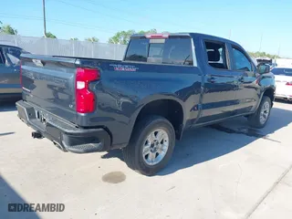 2019 Chevrolet Silverado 1500 LT Trail Boss with VIN 1GCPYFEDXKZ238586, listed as a IAAI auction lot 40383133 with 107,942 mi miles. Bid and sale history available at carsss.com. Image 4.