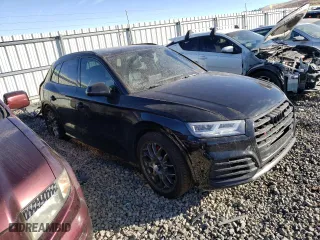 2020 Audi SQ5 Premium Plus with VIN WA1B4AFY7L2018496, listed as a Copart auction lot 42581995 with 63,017 mi miles and Salvage Title. Bid and sale history available at carsss.com. Image 4.