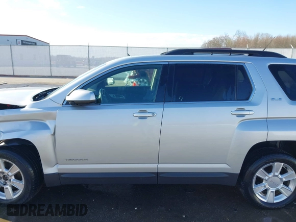 2013 GMC Terrain SLE z VIN 2GKALSEK9D6120964, wystawiony jako IAAI lot #41880269 z przebiegiem 169 579 mil mil oraz . Historia ofert i sprzedaży dostępna na DreamBid. Obrazek 14.