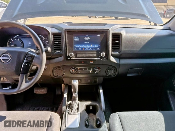 2022 Nissan Frontier SV z VIN 1N6ED1EJ4NN653486, wystawiony jako Copart lot #58508955 z przebiegiem 91 786 mil mil oraz Czysty tytuł • Clean title. Historia ofert i sprzedaży dostępna na DreamBid. Obrazek 9.
