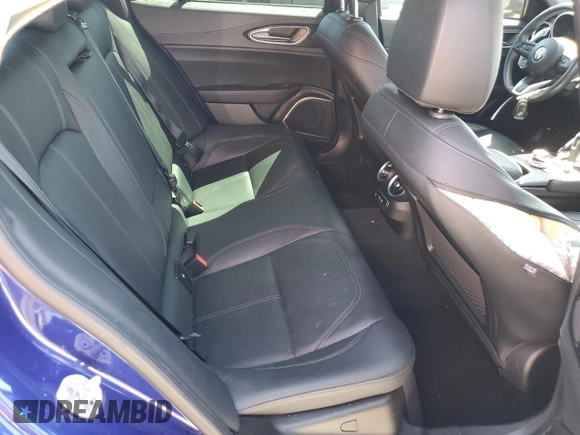 2022 Alfa Romeo Giulia with VIN ZARFAMAN6N7655650, listed as a Copart auction lot 56172805 with 28,619 mi miles and Salvage title. Bid and sale history available at DreamBid. Image 10.