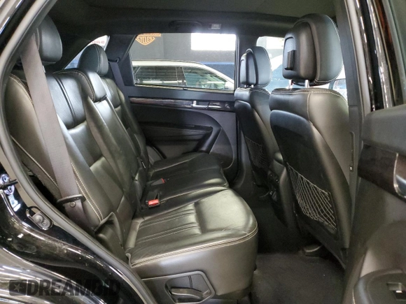 2014 Kia Sorento SX with VIN 5XYKWDA74EG437110, listed as a Copart auction lot 53505365 with 124,552 mi miles and Clean Title. Bid and sale history available at carsss.com. Image 11.