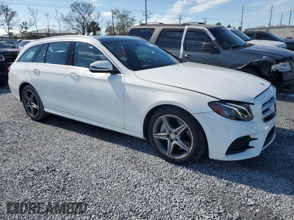 2017 Mercedes-Benz E-Class E 400 Luxury with VIN WDDZH6GB9HA142112, listed as a Copart auction lot 42310045 with 24,004 mi miles and Salvage Title. Bid and sale history available at carsss.com. Image 4.