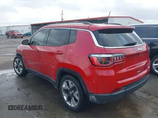 2019 Jeep Compass Limited with VIN 3C4NJCCB9KT793600, listed as a IAAI auction lot 41558619 with 75,682 mi miles. Bid and sale history available at carsss.com. Image 3.