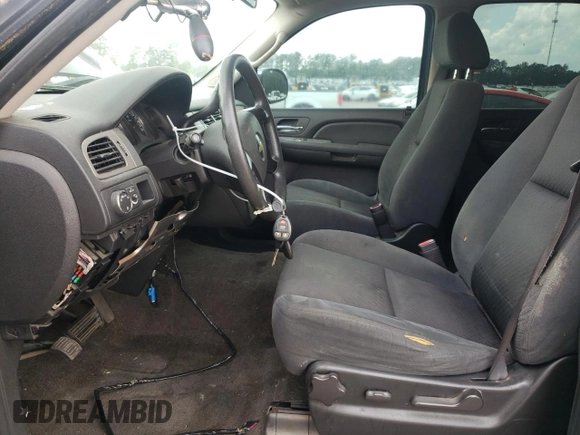 2009 Chevrolet Tahoe Police z VIN 1GNEC03029R246492, wystawiony jako Copart lot #60656925 z przebiegiem 160 200 mil mil oraz Czysty tytuł • Clean title. Historia ofert i sprzedaży dostępna na DreamBid. Obrazek 7.