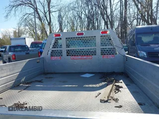 2017 Ford Super Duty F-250 SRW XL with VIN 1FDBF2A64HEC99847, listed as a IAAI auction lot 41982748 with 88,368 mi miles. Bid and sale history available at carsss.com. Image 8.