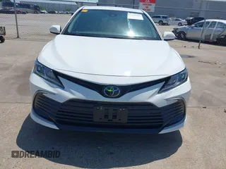 2023 Toyota Camry LE z VIN 4T1C11AKXPU804367, wystawiony jako IAAI lot #42019545 z przebiegiem 23 737 mil mil oraz . Historia ofert i sprzedaży dostępna na DreamBid. Obrazek 12.