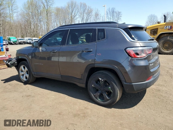 2018 Jeep Compass Latitude z VIN 3C4NJDBB5JT303871, wystawiony jako Copart lot #53881965 z przebiegiem 130 061 mil mil oraz Szkoda całkowita • Salvage title. Historia ofert i sprzedaży dostępna na DreamBid. Obrazek 2.