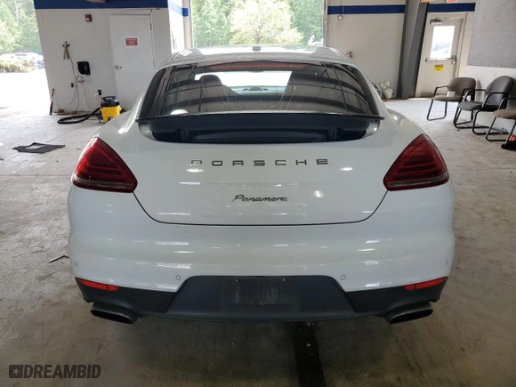 2016 Porsche Panamera 4 with VIN WP0AA2A70GL001232, listed as a Copart auction lot 66872964 with 42,702 mi miles and Salvage Title. Bid and sale history available at carsss.com. Image 6.