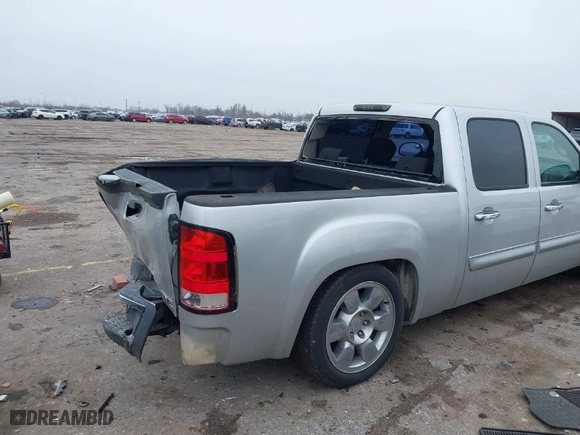 2011 GMC Sierra 1500 SLE with VIN 3GTP1VE03BG167260, listed as a IAAI auction lot 41421749 with 207,341 mi miles. Bid and sale history available at carsss.com. Image 6.