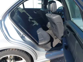 2012 Mercedes-Benz E-Class E 350 Luxury with VIN WDDHF5KBXCA552204, listed as a IAAI auction lot 41768078 with 233,767 mi miles. Bid and sale history available at carsss.com. Image 8.