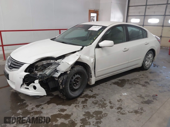2012 Nissan Altima S z VIN 1N4AL2AP7CC136833, wystawiony jako IAAI lot #41566783 z przebiegiem 160 957 mil mil oraz . Historia ofert i sprzedaży dostępna na DreamBid. Obrazek 18.