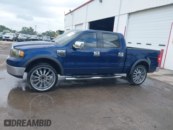 2008 Ford F-150 XLT с VIN 1FTPW12V98FA22809, выставлен на аукционе IAAI как лот 42133613 с пробегом 267 326 миль миль и . История ставок и продаж доступна на DreamBid. Изображение 14.