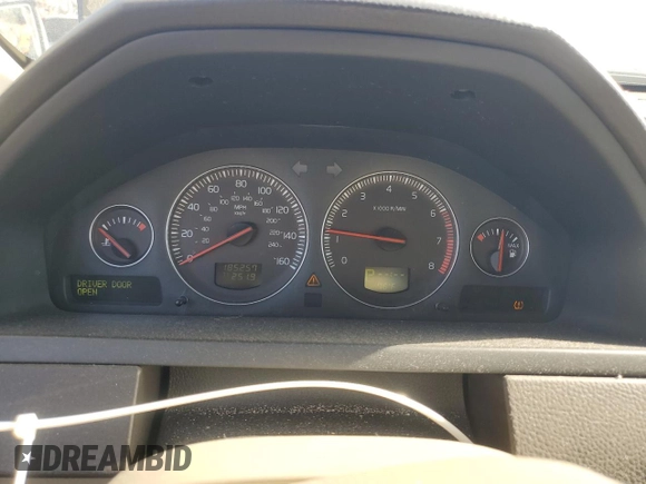 2008 Volvo XC90 I6 with VIN YV4CZ982081480296, listed as a Copart auction lot 52577235 with 185,257 mi miles and Salvage Title. Bid and sale history available at DreamBid. Image 9.