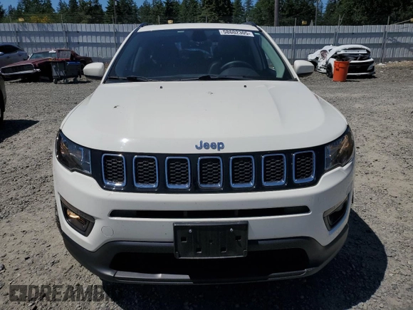 2017 Jeep Compass Latitude z VIN 3C4NJDBB4HT689452, wystawiony jako Copart lot #58602305 z przebiegiem 35 625 mil mil oraz Szkoda całkowita • Salvage title. Historia ofert i sprzedaży dostępna na DreamBid. Obrazek 5.