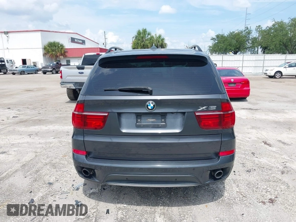 2012 BMW X5 35i z VIN 5UXZV4C5XCL990728, wystawiony jako IAAI lot #42386095 z przebiegiem 124 613 mil mil oraz . Historia ofert i sprzedaży dostępna na DreamBid. Obrazek 16.