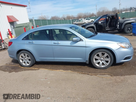 2012 Chrysler 200 Touring with VIN 1C3CCBBG5CN328715, listed as a IAAI auction lot 41801604 with 119,213 mi miles. Bid and sale history available at carsss.com. Image 13.
