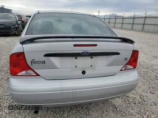 2000 Ford Focus SE with VIN 1FAFP3436YW300149, listed as a Copart auction lot 42231215 with Not provided miles and Salvage title. Bid and sale history available at DreamBid. Image 6.