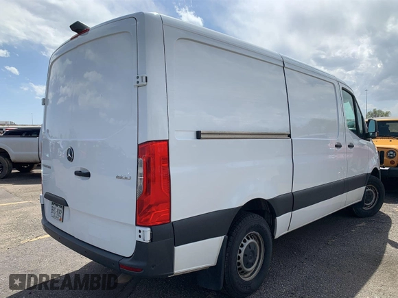 2022 Mercedes-Benz Sprinter Cargo with VIN W1Y70BGY4NT086243, listed as a IAAI auction lot 42195651 with 120,068 mi miles and . Bid and sale history available at DreamBid. Image 6.