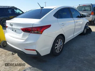 2019 Hyundai Accent SE with VIN 3KPC24A39KE038716, listed as a IAAI auction lot 42108932 with 98,835 mi miles. Bid and sale history available at carsss.com. Image 4.