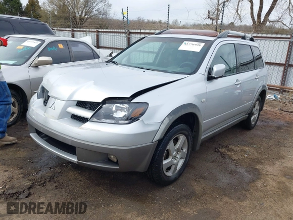 2003 Mitsubishi Outlander XLS with VIN JA4LX41G93U022114, listed as a IAAI auction lot 41776928 with 334,774 mi miles. Bid and sale history available at carsss.com. Image 18.