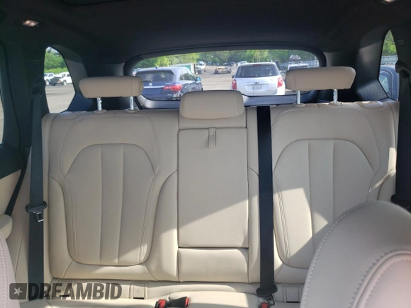 2022 BMW X5 xDrive40i z VIN 5UXCR6C02N9M50266, wystawiony jako Copart lot #56545385 z przebiegiem 13 697 mil mil oraz Szkoda całkowita • Salvage title. Historia ofert i sprzedaży dostępna na DreamBid. Obrazek 10.