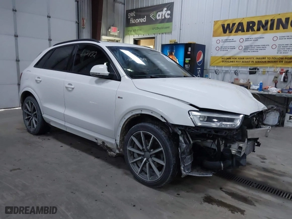 2018 Audi Q3 Premium Plus with VIN WA1JCCFS0JR007432, listed as a IAAI auction lot 41624314 with 119,375 mi miles. Bid and sale history available at carsss.com. Image 1.