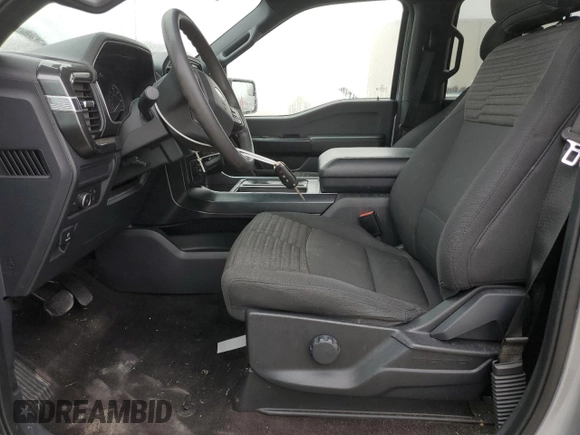 2021 Ford F-150 XL with VIN 1FTEW1C8XMKE55072, listed as a Copart auction lot 46501685 with 82,833 mi miles and Salvage title. Bid and sale history available at DreamBid. Image 7.
