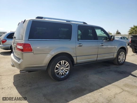 2008 Lincoln Navigator L with VIN 5LMFL285X8LJ14877, listed as a Copart auction lot 72124374 with 461,803 mi miles and Salvage Title. Bid and sale history available at carsss.com. Image 3.