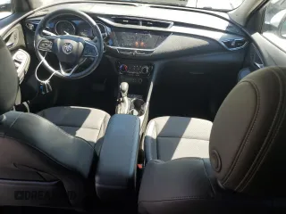 2023 Buick Encore GX Preferred z VIN KL4MMBS20PB023089, wystawiony jako Copart lot #52023105 z przebiegiem 59 065 mil mil oraz Szkoda całkowita • Salvage title. Historia ofert i sprzedaży dostępna na DreamBid. Obrazek 8.