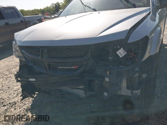 2019 Dodge Journey SE with VIN 3C4PDCBB7KT872524, listed as a IAAI auction lot 42093711 with 86,519 mi miles and . Bid and sale history available at DreamBid. Image 6.