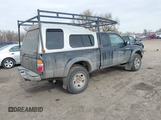 2003 Toyota Tacoma with VIN 5TEWN72N53Z176334, listed as a IAAI auction lot 41774810 with 190,543 mi miles. Bid and sale history available at carsss.com. Image 4.