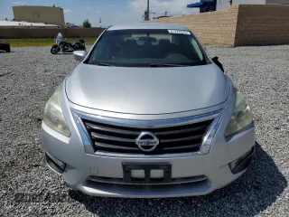 2015 Nissan Altima 2.5 S with VIN 1N4AL3AP1FC235867, listed as a Copart auction lot 51726045 with 208,865 mi miles and Salvage Title. Bid and sale history available at carsss.com. Image 5.