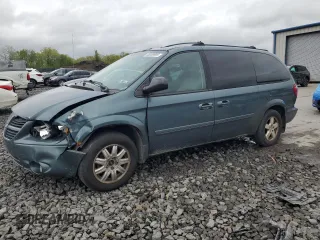 2005 Dodge Caravan SXT with VIN 2D8GP44L45R313203, listed as a Copart auction lot 55309895 with 150,810 mi miles and Salvage Title. Bid and sale history available at DreamBid. Image 1.
