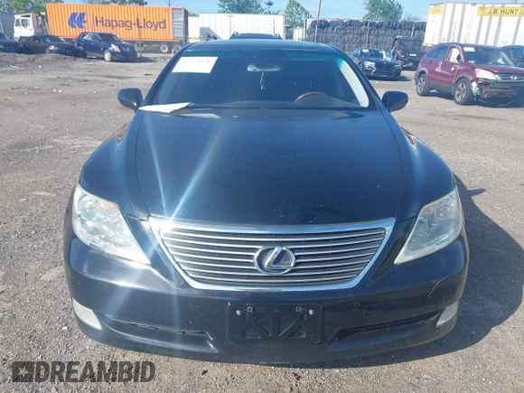 2009 Lexus LS 460 с VIN JTHCL46F895001922, выставлен на аукционе IAAI как лот 42273978 с пробегом Не указан миль и . История ставок и продаж доступна на DreamBid. Изображение 12.