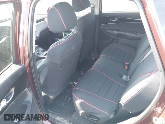 2019 Kia Sorento LX z VIN 5XYPG4A58KG565461, wystawiony jako IAAI lot #42099618 z przebiegiem 42 574 mil mil oraz . Historia ofert i sprzedaży dostępna na DreamBid. Obrazek 8.