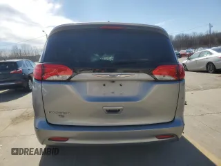 2017 Chrysler Pacifica Touring with VIN 2C4RC1DG2HR676477, listed as a Copart auction lot 49493855 with 35,482 mi miles and Salvage Title. Bid and sale history available at DreamBid. Image 6.